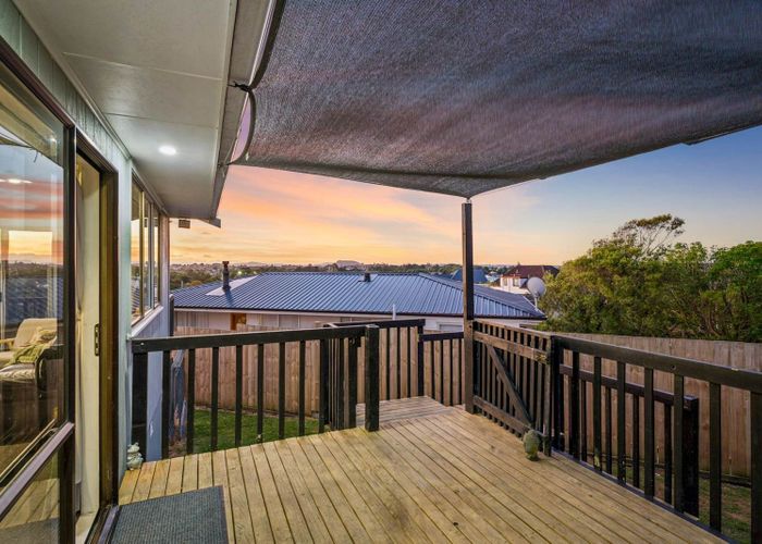  at 1/55 Lewisham Street, Highland Park, Manukau City, Auckland