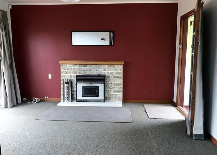  at 13D York Crescent, Westown, New Plymouth