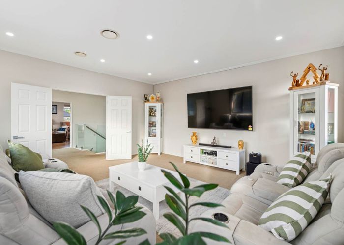  at 21 Dawood Place, The Gardens, Manukau City, Auckland