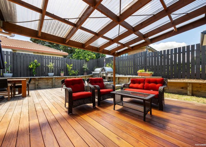  at 3 Saralee Drive, Manurewa, Manukau City, Auckland