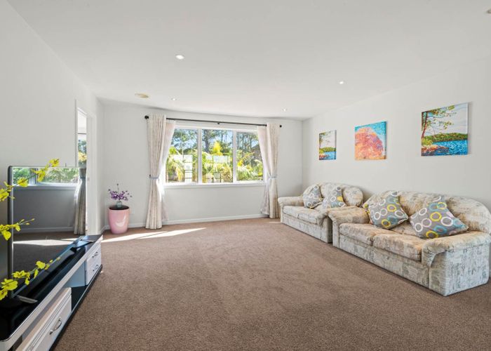  at 4  New Dawn Lane, Albany Heights, Rodney, Auckland