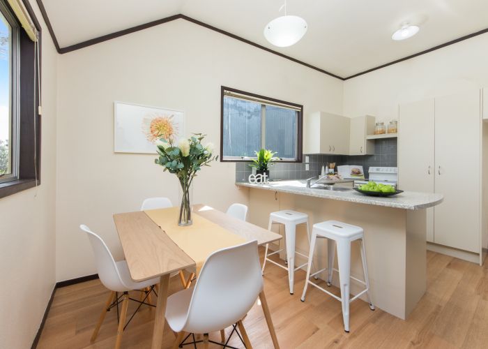  at 4/112 Coronation Road, Hillcrest, Auckland