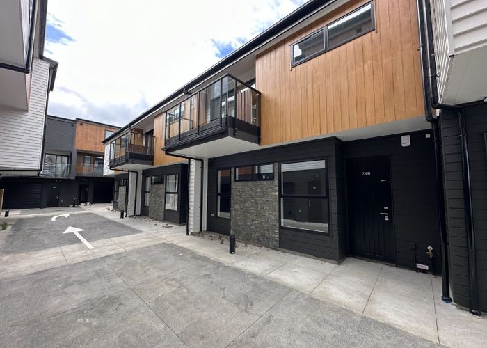  at 7/6b  William Roberts Road, Pakuranga, Manukau City, Auckland