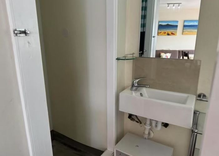  at 89 Bramley Dr., Farm Cove, Manukau City, Auckland