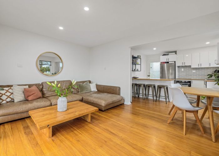  at 1/271A Grahams Road, Bishopdale, Christchurch