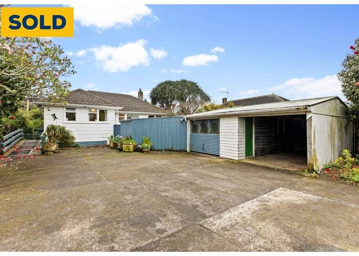  at 65 Middlemore Crescent, Papatoetoe, Auckland