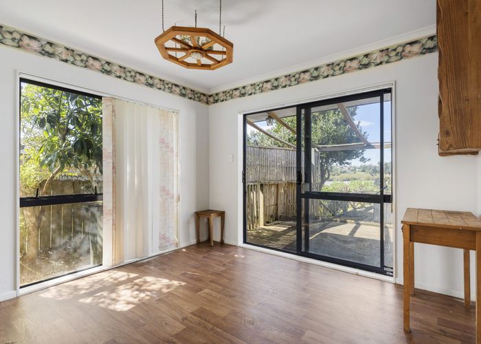  at 89 Waimahia Avenue, Weymouth, Auckland
