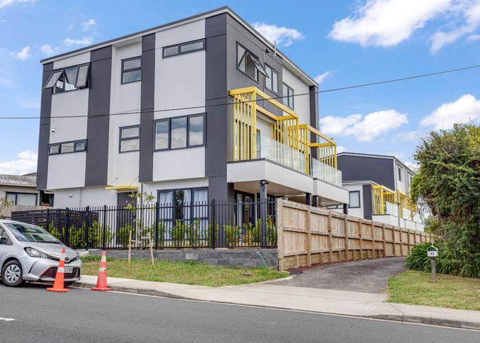  at 3 & 4/43A Waimumu Road, Massey, Waitakere City, Auckland