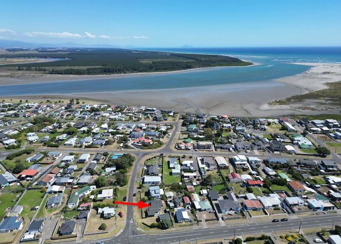  at 90 Seabury Avenue, Foxton Beach, Foxton