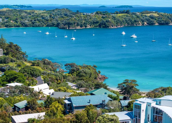  at 15 Tawa Street, Oneroa, Waiheke Island, Auckland