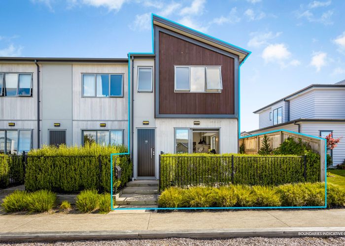  at 15 Pakoro Close, Hobsonville, Waitakere City, Auckland