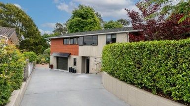  at 32 Resthill Crescent, Glenview, Hamilton
