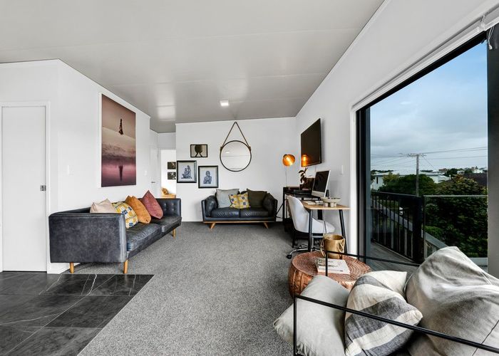  at 1A Gordon Street, Glen Avon, New Plymouth