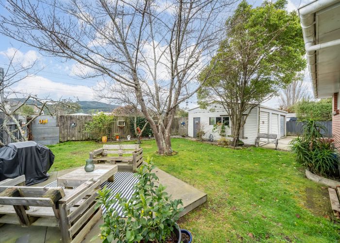  at 34 Heretaunga Square, Silverstream, Upper Hutt