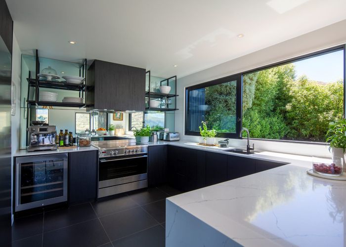  at 11 Sunrise Lane, Queenstown, Queenstown