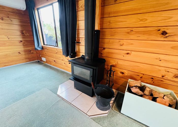  at 2/25 Inwoods Road, Parklands, Christchurch
