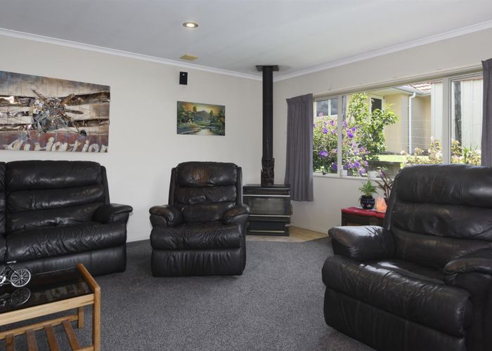  at 22 Mamaku Rise, Welcome Bay, Tauranga