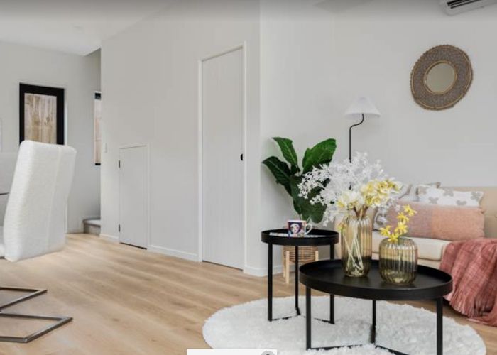  at 18 Dellwood Avenue, Henderson, Auckland