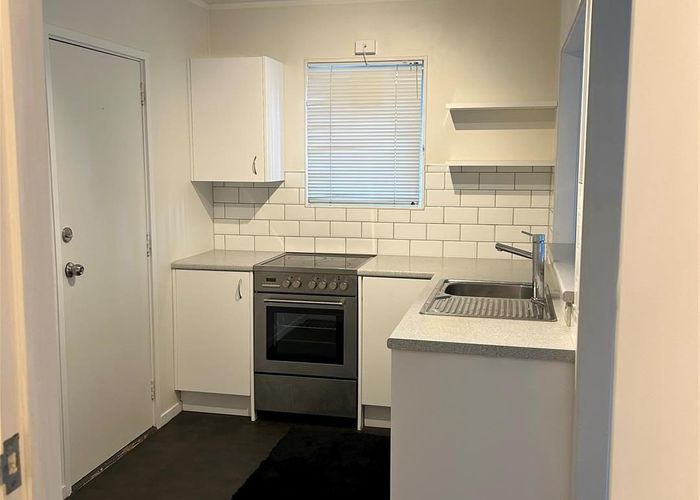  at 1/7 Western Springs Road, Morningside, Auckland City, Auckland