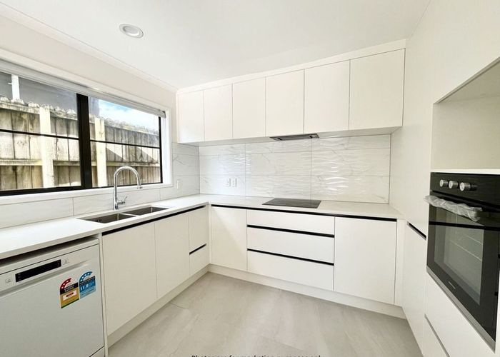  at 4 Jack Place, Flat Bush, Manukau City, Auckland