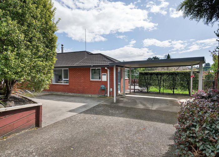  at 9 Meadowviews Drive, Welcome Bay, Tauranga, Bay Of Plenty