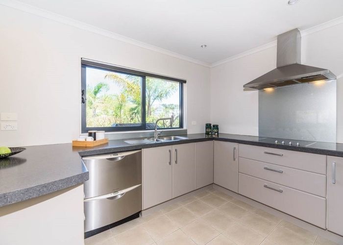  at 1 Barwick Place, Stanmore Bay, Rodney, Auckland