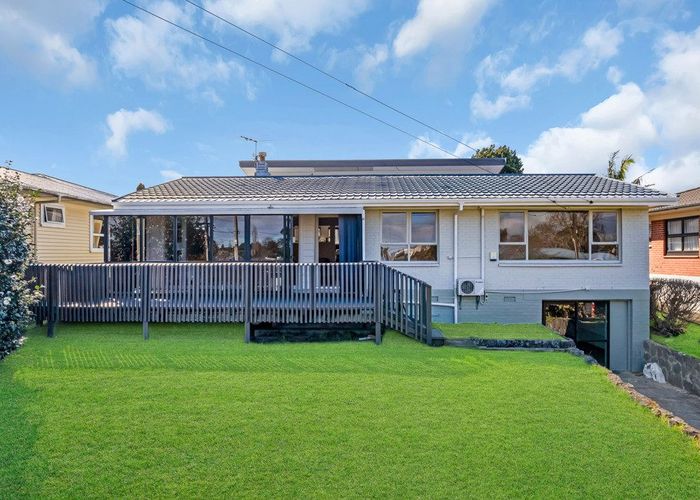  at 25 McCullough Avenue, Papatoetoe, Manukau City, Auckland