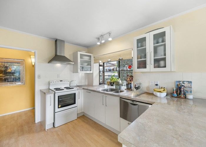  at 1/208 Pakuranga Road, Pakuranga Heights, Manukau City, Auckland