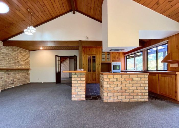  at 17 Kay Road, Swanson, Auckland