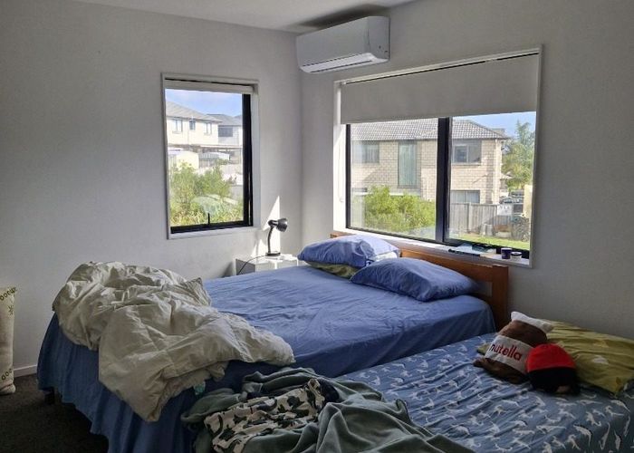  at 4 Seelie Court, Flat Bush, Manukau City, Auckland