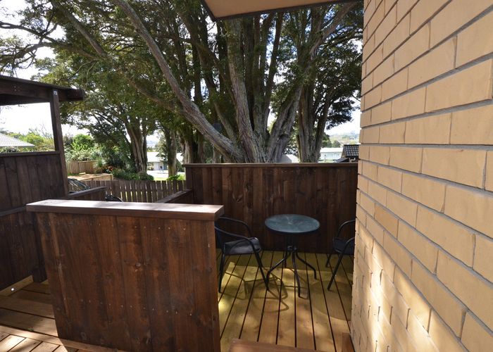  at 16 Mahoe Glade, Patumahoe, Pukekohe