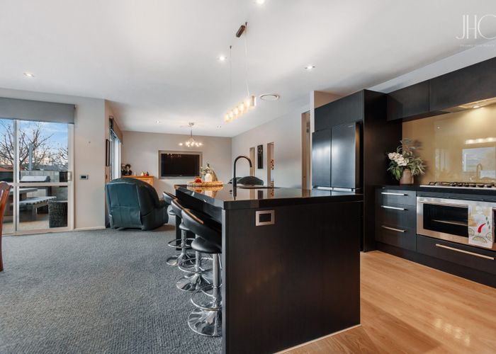  at 18 Pisa Moorings Road, Mount Pisa