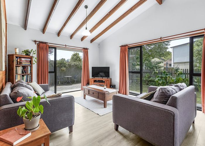  at 49D Normandy Avenue, Melville, Hamilton