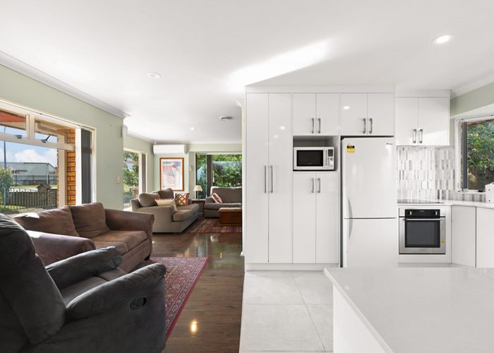  at 2 Kingsford Mews, Hamilton East, Hamilton, Waikato
