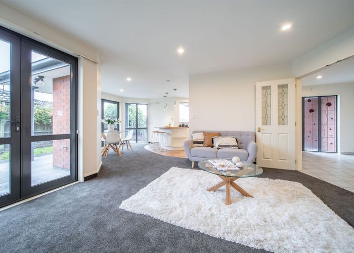  at 21 Rue de la Mare, Parklands, Christchurch