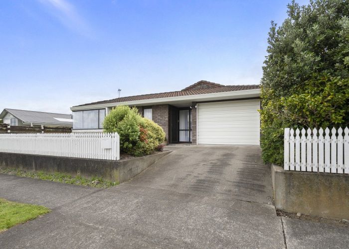  at 116 Roberts Line, Kelvin Grove, Palmerston North, Manawatu / Whanganui