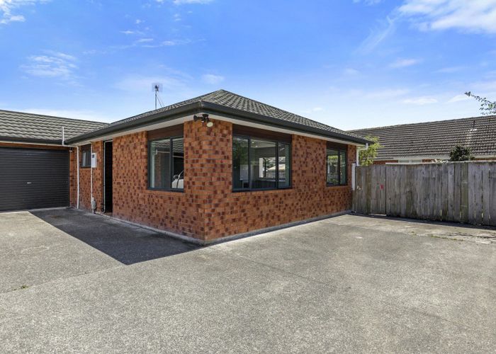  at 30A and B Ararino Street, Trentham, Upper Hutt, Wellington