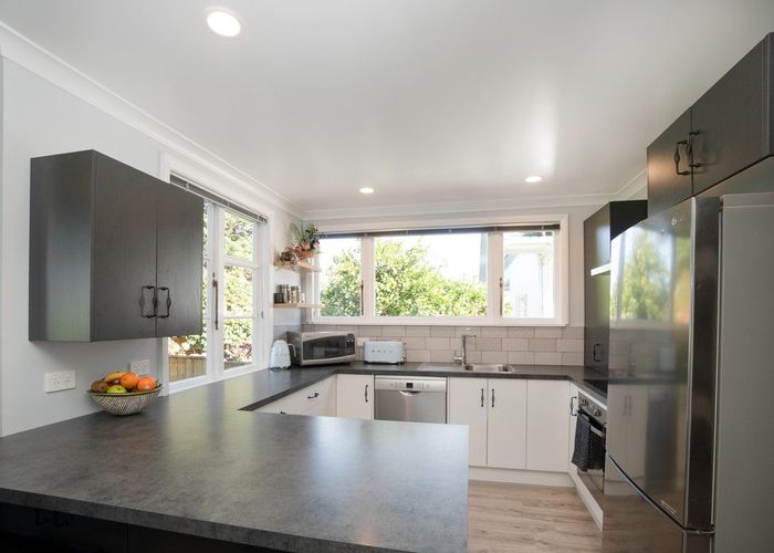  at 19 College Street, Awapuni, Palmerston North