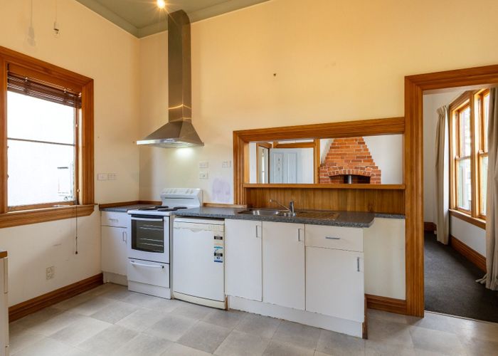  at 6 Worcester Street, West End, Palmerston North, Manawatu / Whanganui