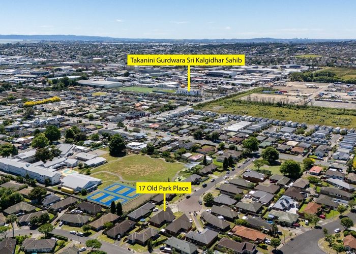  at 17 Old Park Place, Takanini