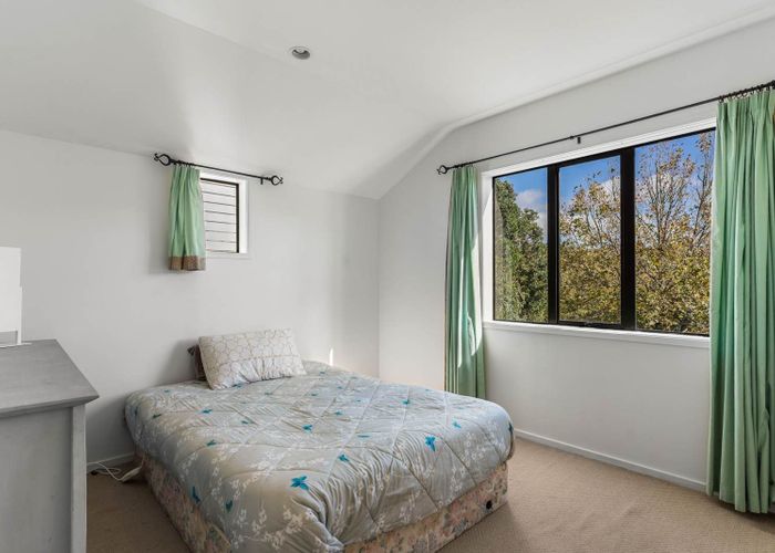  at 11/10-26 John Jennings Drive, Oteha, North Shore City, Auckland