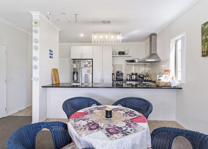  at 31 Popokatea Drive, Takanini, Papakura, Auckland