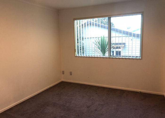  at 8a Lyon Avenue, St Lukes, Auckland City, Auckland