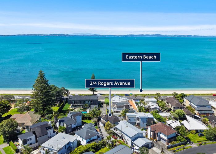  at 2/4 Rogers Avenue, Eastern Beach, Auckland
