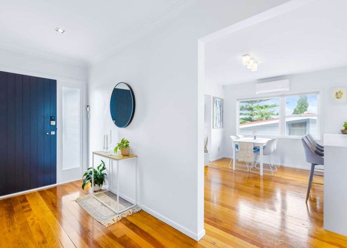  at 118 Union Road, Howick, Auckland