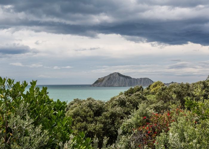  at 211 Harper Road, Waimārama