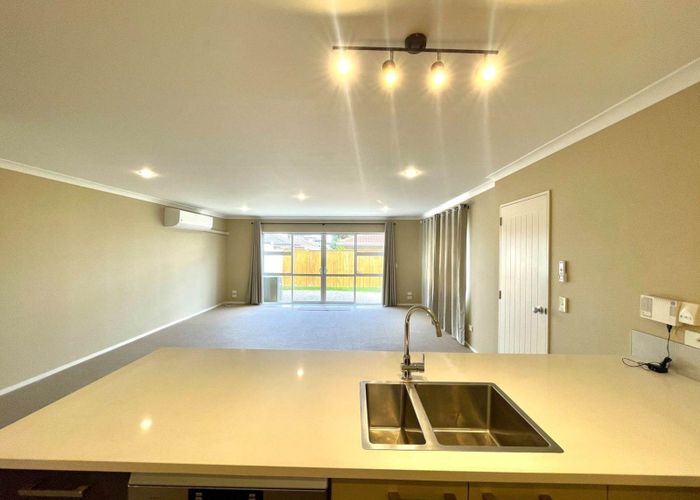  at 33A Janway Avenue, Flat Bush, Manukau City, Auckland