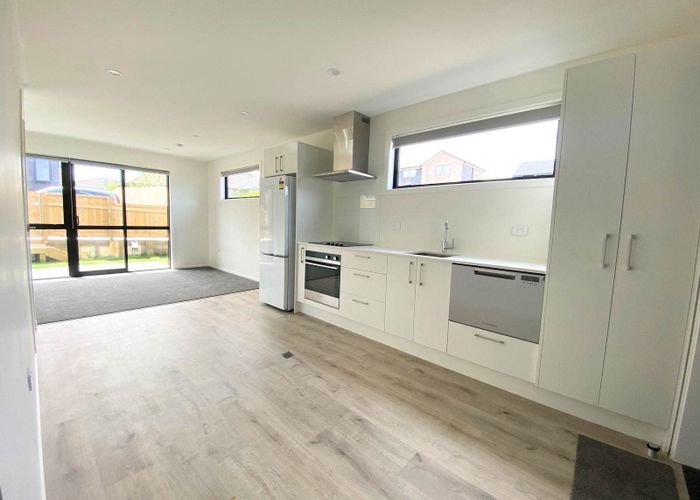  at 1/63 Taikata Road, Te Atatu Peninsula, Waitakere City, Auckland