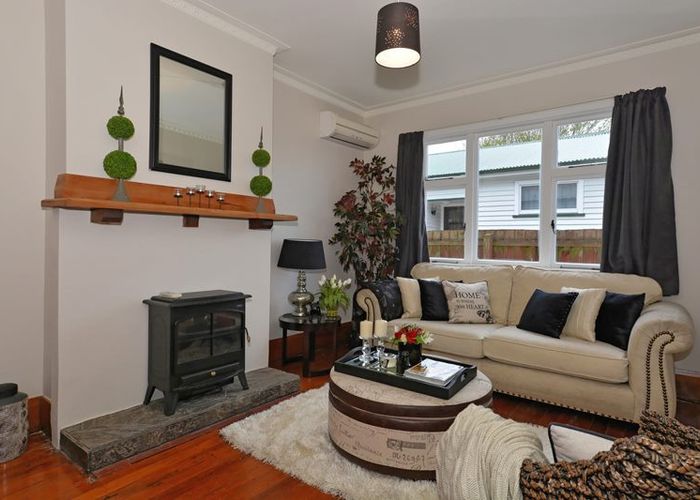  at 130 Birdwood Avenue, Beckenham, Christchurch City, Canterbury