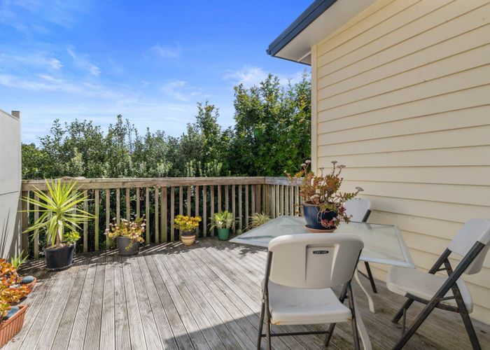  at 37/11 Ray Small Drive, Papakura, Papakura, Auckland